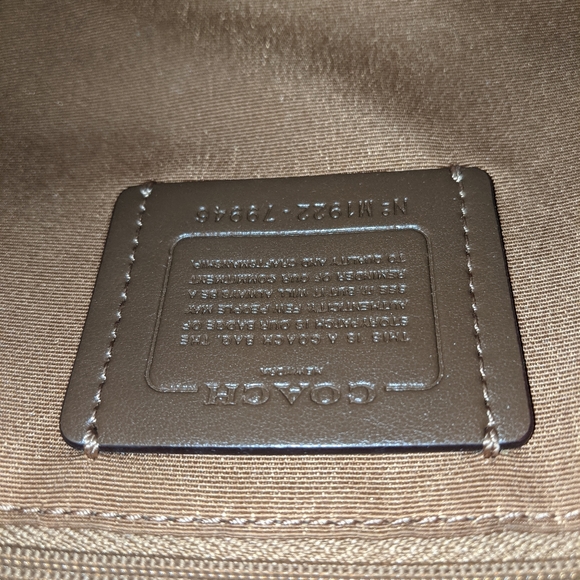 Coach bag 💕 - Picture 10 of 14